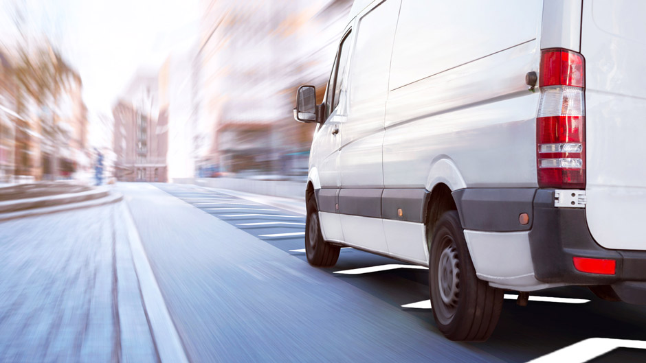courier and delivery image